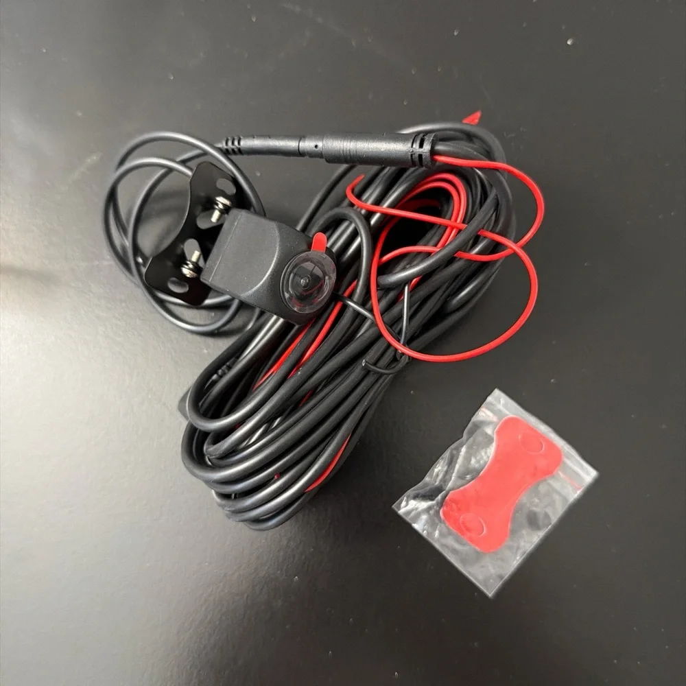 FRONT AND BACK CAMERAS. Black Car Bluetooth Dashboard Screen with Accessories